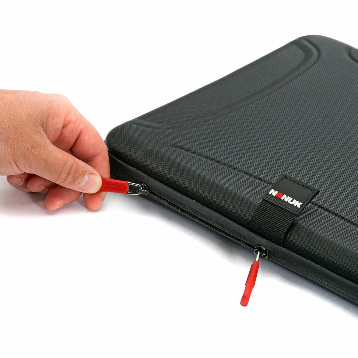Nanuk Wodoodporne twarde etui 923 z zestawem wkładki do laptopa - czarne