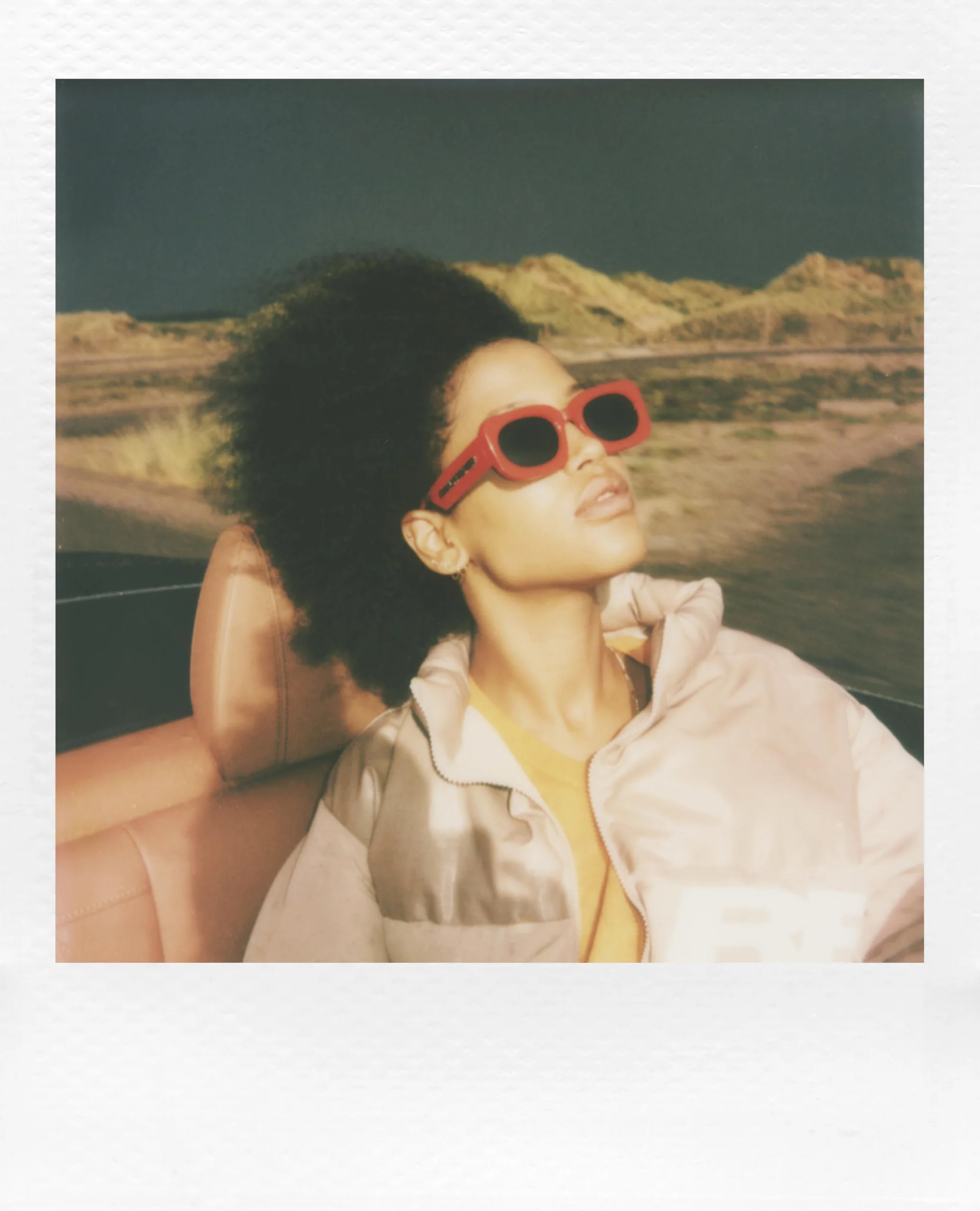 Polaroid Go Generation 2 - natychmiastowa kamera filmowa - niebieska (9147) - kompatybilna tylko z Go Film